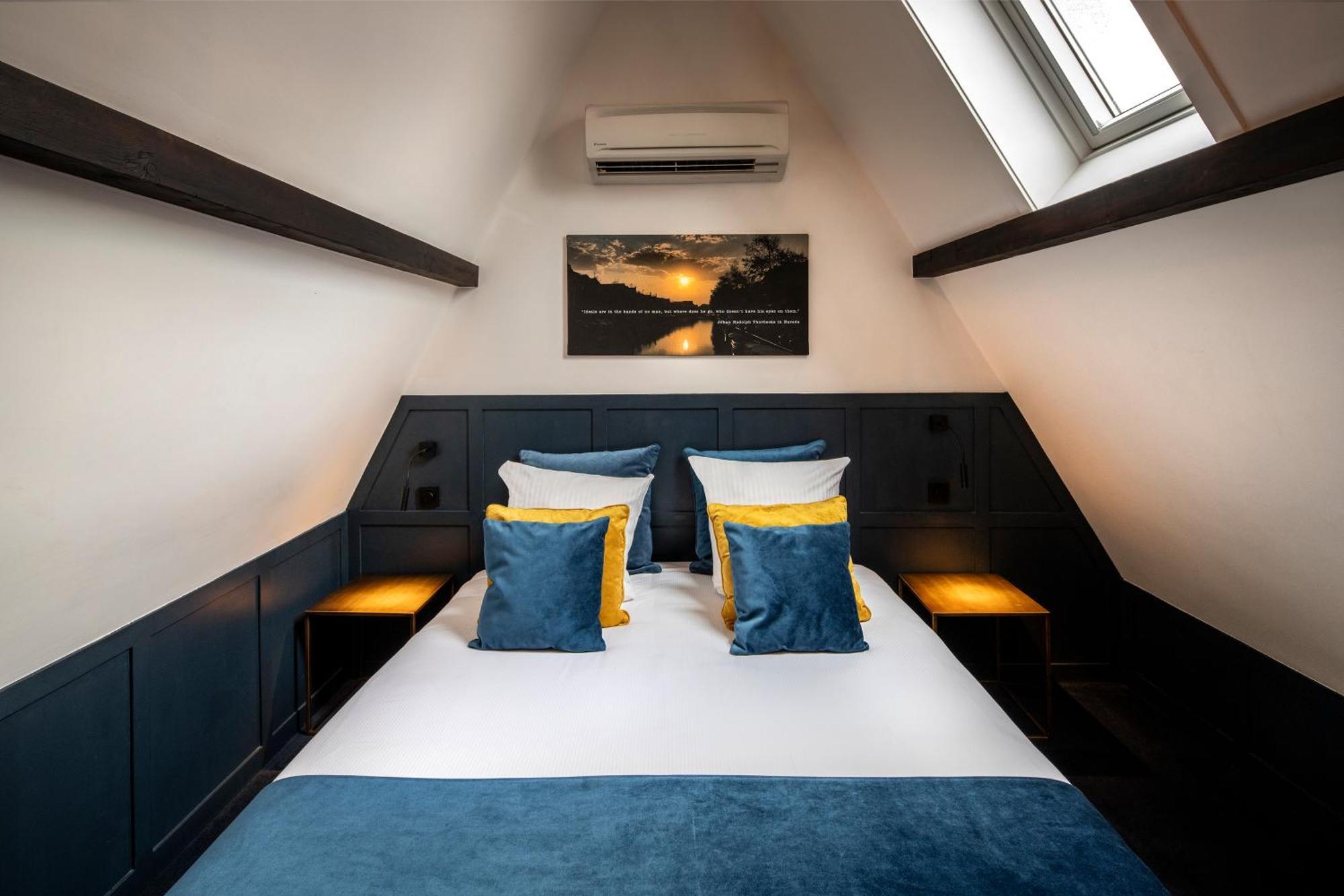 Cty Books Hotell Leiden Rum bild