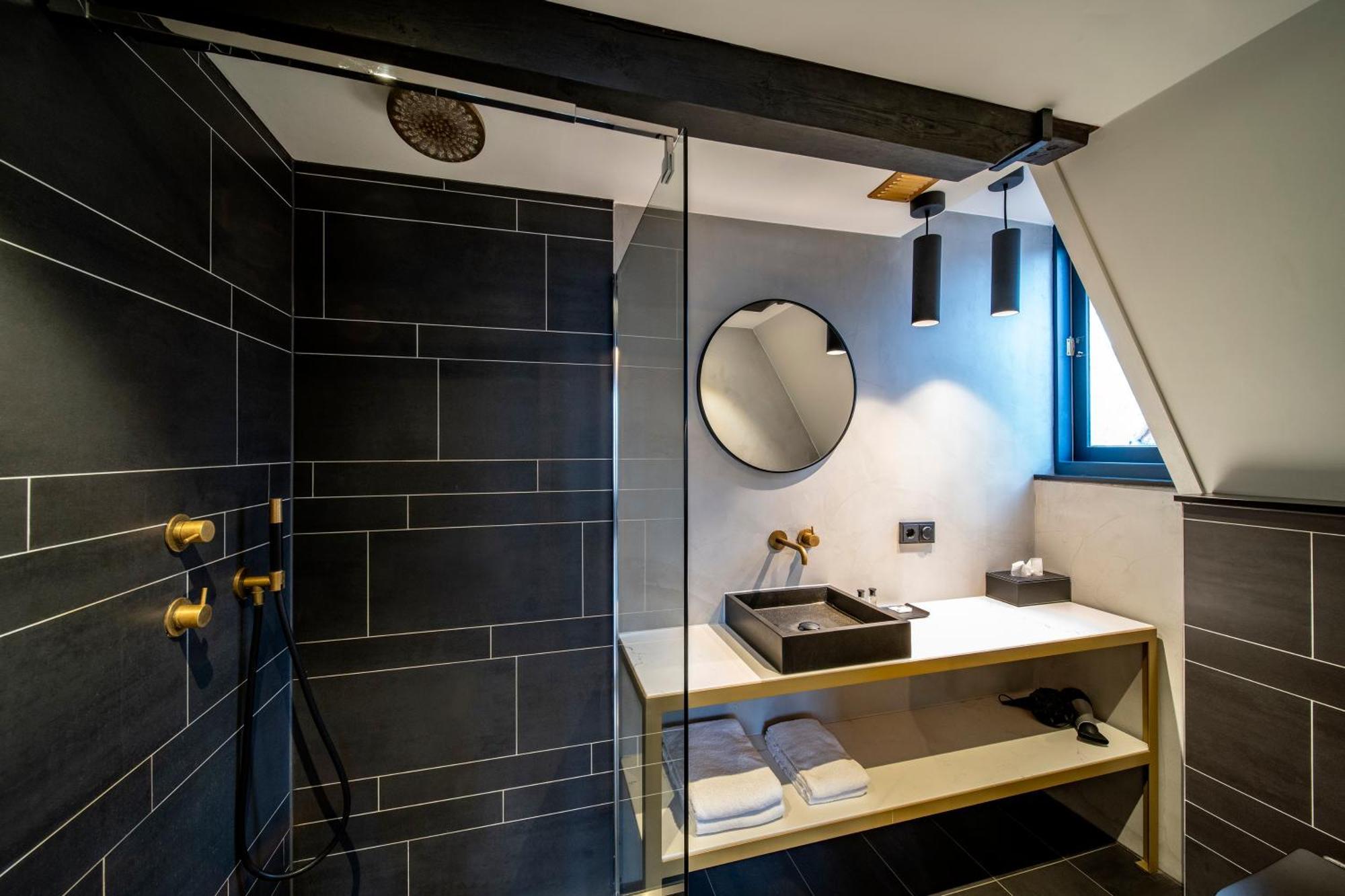 Cty Books Hotell Leiden Rum bild